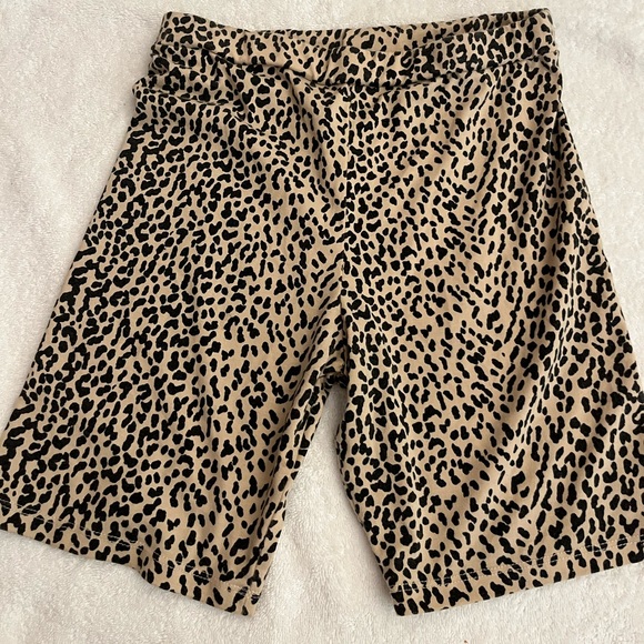 Adika like new - Picture 1 of 1